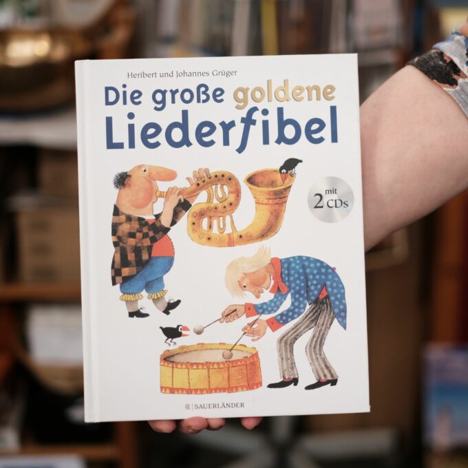 Liederschatz Kinderliederbuch mit 2 CDs